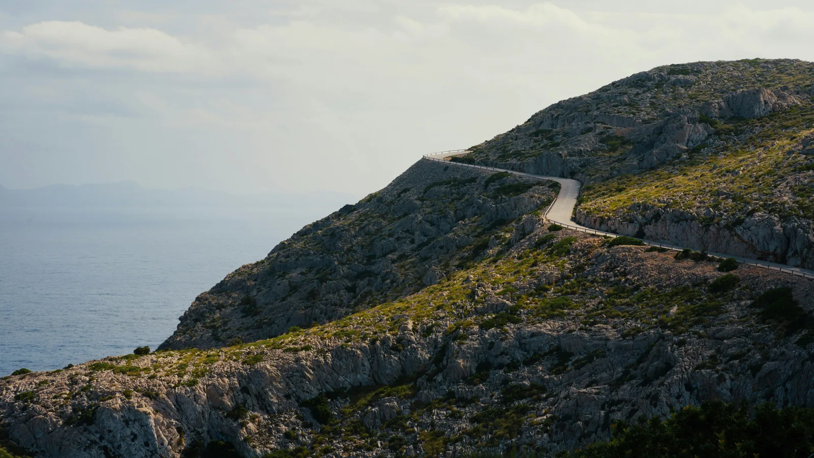 Formentor Plage : le guide 2026 pour y aller sans stress (et sans amende)