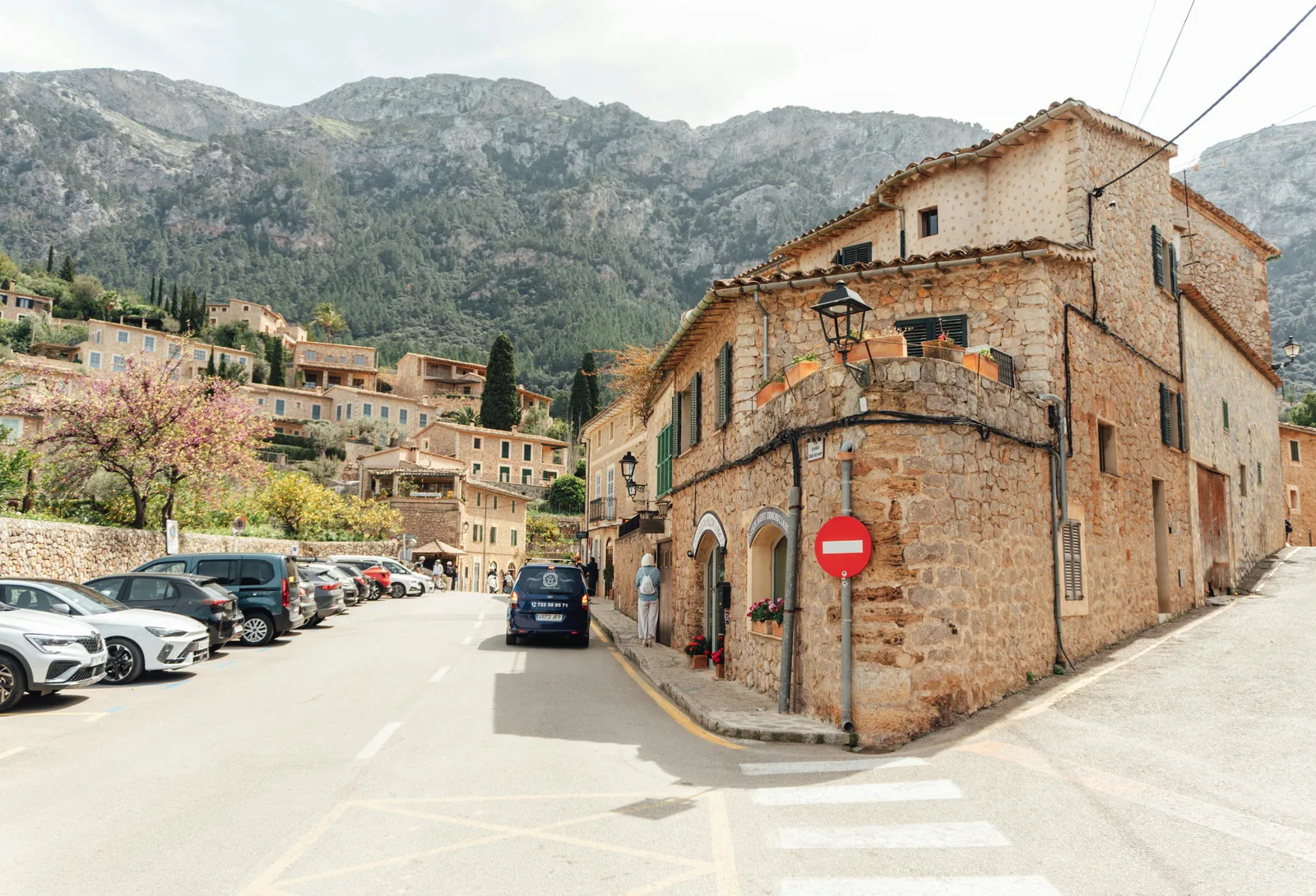 Valldemossa, le plus beau village de Majorque : guide lucide pour l’aimer vraiment